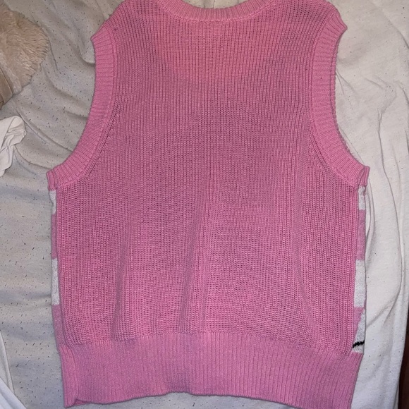 Hello Kitty Vest - Picture 4 of 4